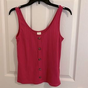 EUC. H&M Pink ribbed tank top w/ decorative buttons down front. Size S.